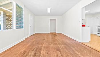 619  Oneawa Street Coconut Grove, Kailua home - photo 6 of 25