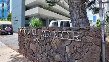 Ala Wai Manor condo # 204, Honolulu, Hawaii - photo 2 of 15