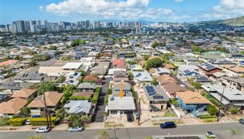 622  11th Ave Kaimuki, Diamond Head home - photo 2 of 20