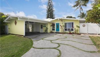 622 Wanaao Rd Enchanted Lake, Kailua home - photo 1 of 14 622 Wanaao Rd Enchanted Lake, Kailua home - photo 1 of 14