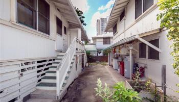 625  Coolidge Street Moiliili, Honolulu home - photo 6 of 17