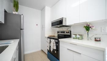 Crosspointe C condo # 24A, Honolulu, Hawaii - photo 1 of 18