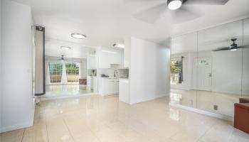 625 Mananai Place Honolulu - Rental - photo 3 of 18