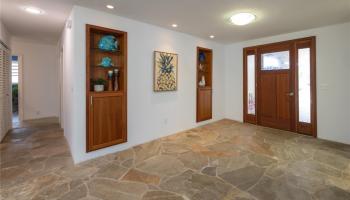 626  Papalani Street Enchanted Lake, Kailua home - photo 2 of 25