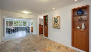 626  Papalani Street Enchanted Lake, Kailua home - photo 3 of 25