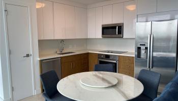 629 Keeaumoku St Honolulu - Rental - photo 6 of 20