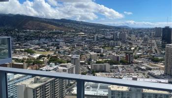 629 Keeaumoku St Honolulu - Rental - photo 5 of 24