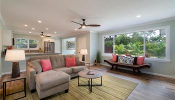 63 S Kalaheo Ave Kailua - Rental - photo 3 of 16