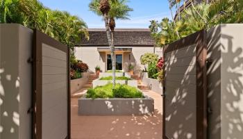 630  Ahakea Street Kahala Area, Diamond Head home - photo 3 of 25