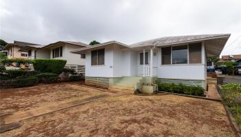 637  11th Ave Kaimuki, Diamond Head home - photo 2 of 13