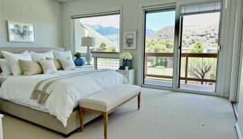 Moorings condo # 19, Honolulu, Hawaii - photo 6 of 24