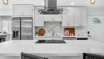 638  Keolu Drive Enchanted Lake, Kailua home - photo 6 of 25