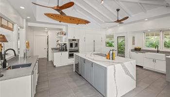 64  White Sands Place Beachside, Kailua home - photo 4 of 20