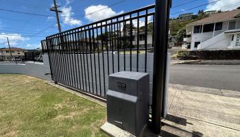 644  Ekekela Place Puunui, Honolulu home - photo 2 of 23