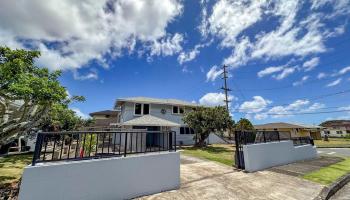 644  Ekekela Place Puunui, Honolulu home - photo 3 of 23