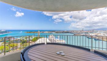 Harbor Court condo # 2501, Honolulu, Hawaii - photo 1 of 1