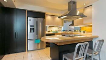 Harbor Court condo # 2901, Honolulu, Hawaii - photo 5 of 18