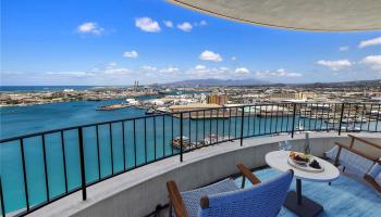 Harbor Court condo # 2904, Honolulu, Hawaii - photo 1 of 1