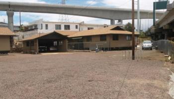 667 Kamehameha Hwy Pearl City - Rental - photo 2 of 5