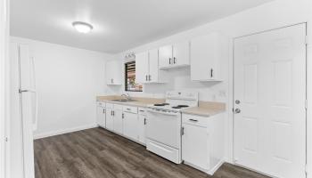 667 Kamehameha Hwy Pearl City - Rental - photo 6 of 20