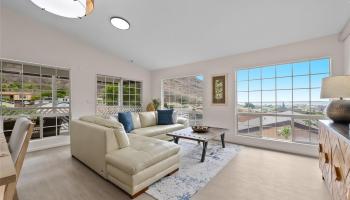 668  Kuliouou Road Kuliouou, Diamond Head home - photo 2 of 25