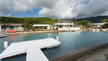 670 Kumukahi Pl Spinnaker Isle, Hawaii Kai home - photo 4 of 14 670 Kumukahi Pl Spinnaker Isle, Hawaii Kai home - photo 4 of 14
