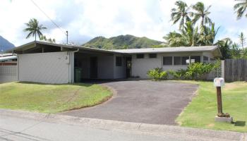 671 Ululani Street Olomana, Kailua home - photo 1 of 24 671 Ululani Street Olomana, Kailua home - photo 1 of 24