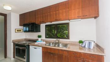 Naniwa Gardens condo # 501, Honolulu, Hawaii - photo 5 of 25