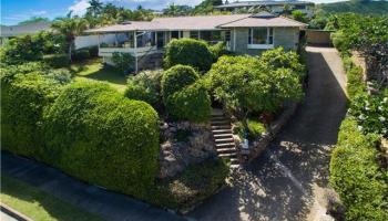 676 Elepaio St Kahala Area, Diamond Head home - photo 1 of 25 676 Elepaio St Kahala Area, Diamond Head home - photo 1 of 25