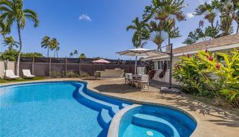 676  Mokapu Road Kaimalino, Kailua home - photo 4 of 21