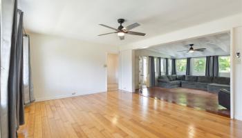 678 Kihapai St Kailua - Rental - photo 1 of 17
