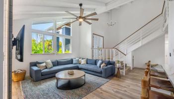 6815  Niumalu Loop Mariners Cove, Hawaii Kai home - photo 5 of 25