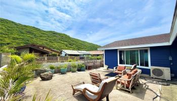 685  Kealahou Street Kalama Valley, Hawaii Kai home - photo 5 of 24