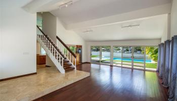 6851 Niumalu Loop Honolulu - Rental - photo 3 of 23 6851 Niumalu Loop Honolulu - Rental - photo 3 of 23