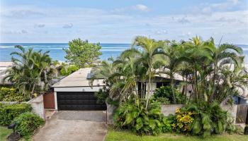 68-687  Farrington Hwy Mokuleia, North Shore home - photo 2 of 25