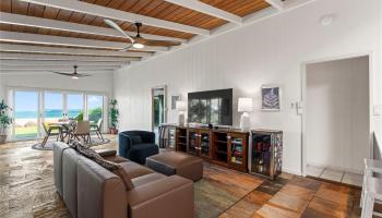 68-687  Farrington Hwy Mokuleia, North Shore home - photo 6 of 25