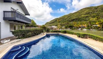 6889  Niumalu Loop Mariners Cove, Hawaii Kai home - photo 4 of 25