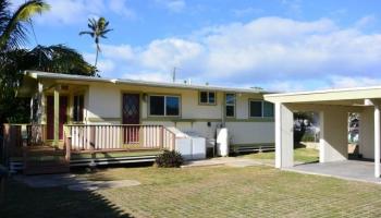 690 Kihapai St Coconut Grove, Kailua home - photo 4 of 17 690 Kihapai St Coconut Grove, Kailua home - photo 4 of 17