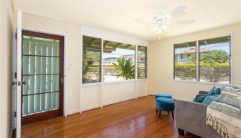 691 Kihapai Street Coconut Grove, Kailua home - photo 5 of 22