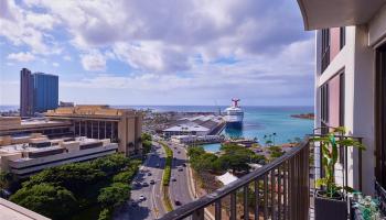 Harbor Square condo # 1708, Honolulu, Hawaii - photo 1 of 25