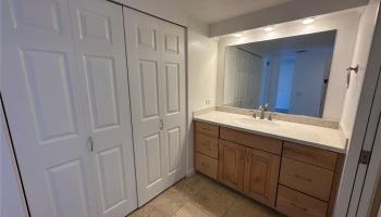Harbor Square condo # 1708, Honolulu, Hawaii - photo 4 of 19