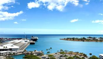 Harbor Square condo # 1709, Honolulu, Hawaii - photo 6 of 25