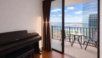 Harbor Square condo # 2302, Honolulu, Hawaii - photo 5 of 24