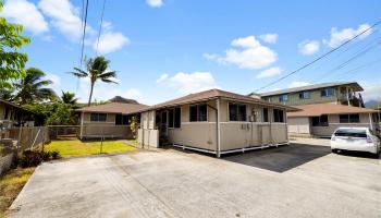 703 Kihapai Place Kailua - Multi-family - photo 5 of 20