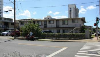 707 Olokele Ave Honolulu - Multi-family - photo 3 of 5
