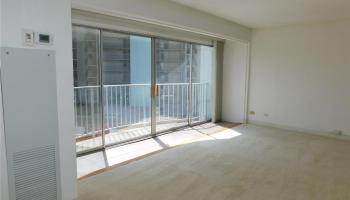 Lunalilo Tower condo # 301, Honolulu, Hawaii - photo 5 of 14