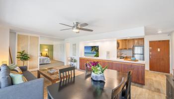 Lunalilo Tower condo # 402, Honolulu, Hawaii - photo 1 of 24