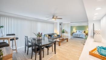 Lunalilo Tower condo # 402, Honolulu, Hawaii - photo 2 of 24