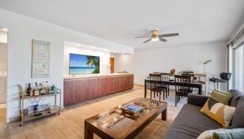 Lunalilo Tower condo # 402, Honolulu, Hawaii - photo 6 of 24