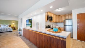 Lunalilo Tower condo # 402, Honolulu, Hawaii - photo 6 of 20